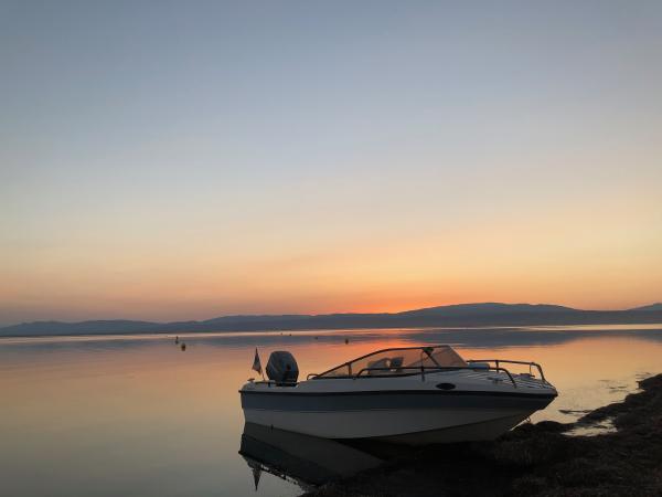 Au large de Coudalre sur l'tang de Leucate.
(Off Coudalre on the pond of Leucate)